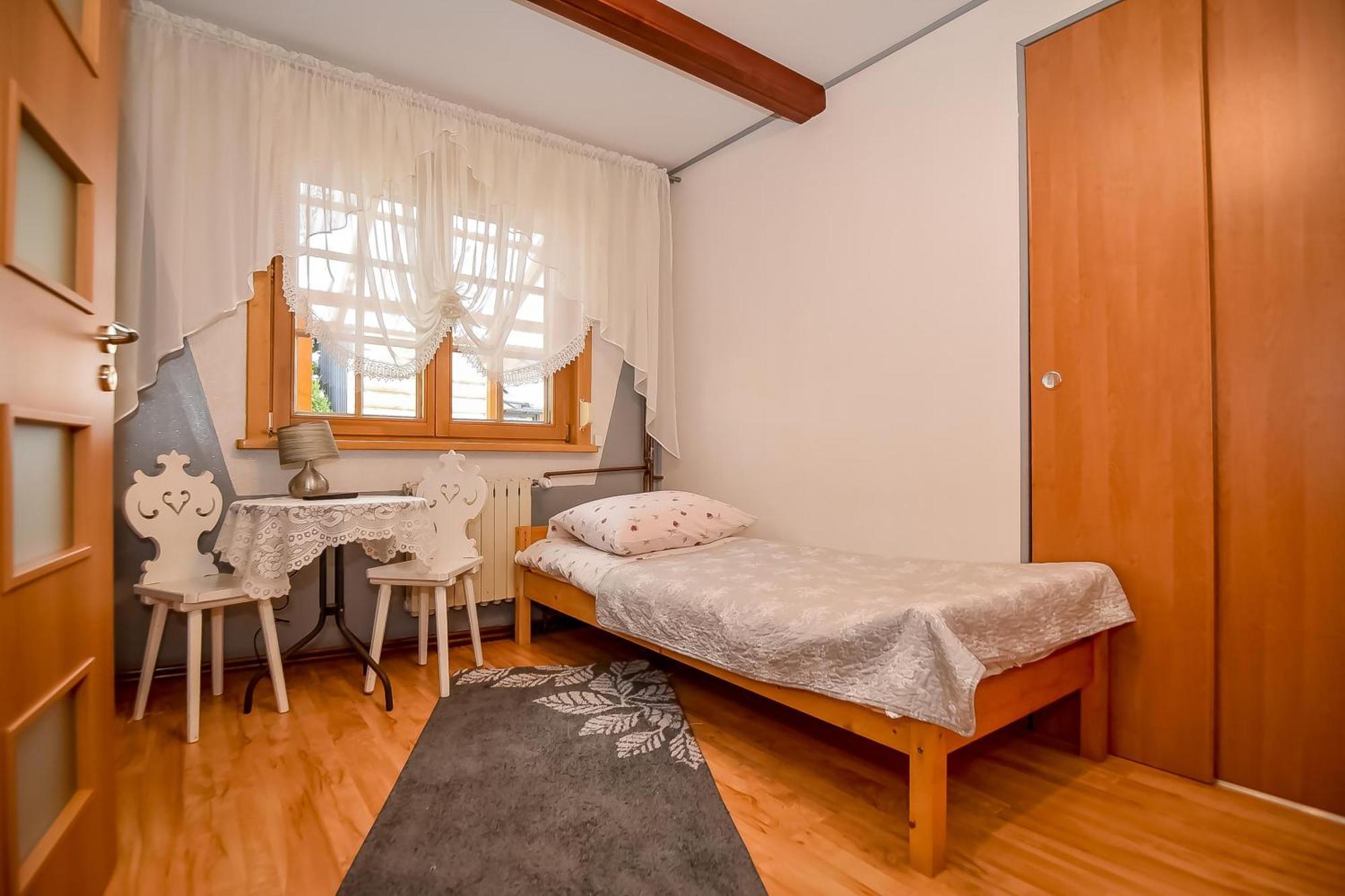Ciukrowa Chatka Sauna & Jacuzzi ポロニン エクステリア 写真