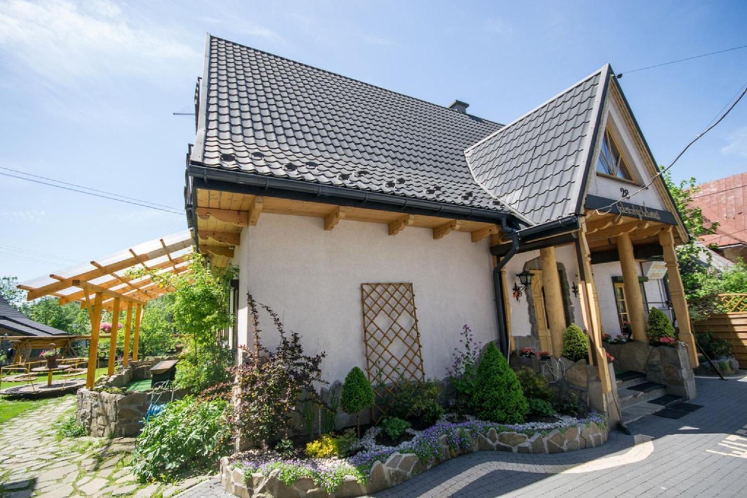 Ciukrowa Chatka Sauna & Jacuzzi ポロニン エクステリア 写真