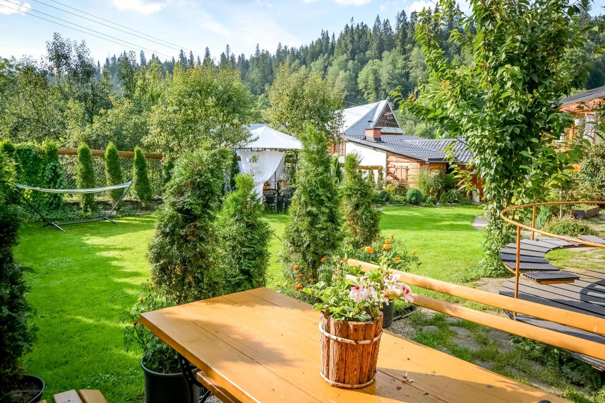 Ciukrowa Chatka Sauna & Jacuzzi ポロニン エクステリア 写真