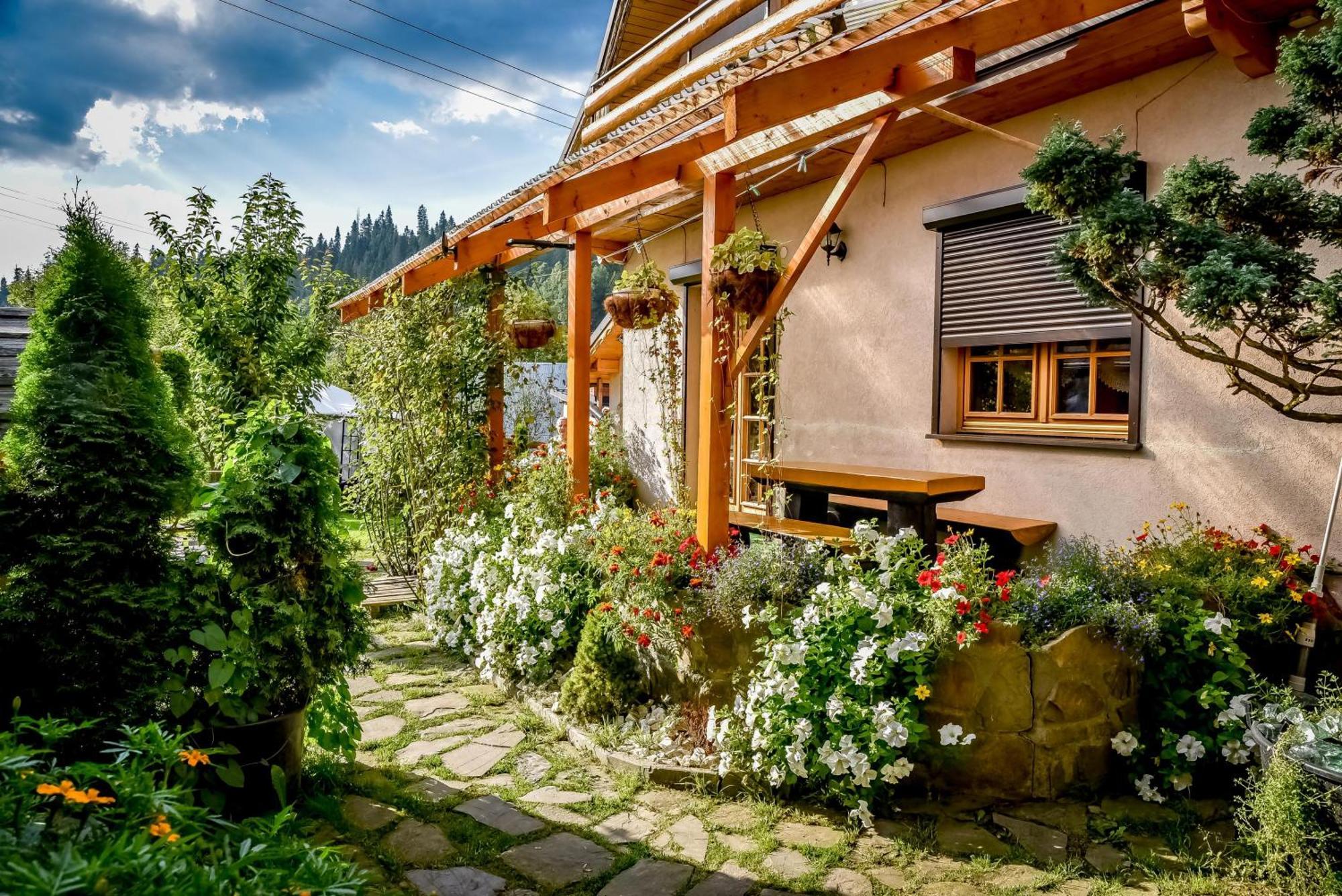 Ciukrowa Chatka Sauna & Jacuzzi ポロニン エクステリア 写真