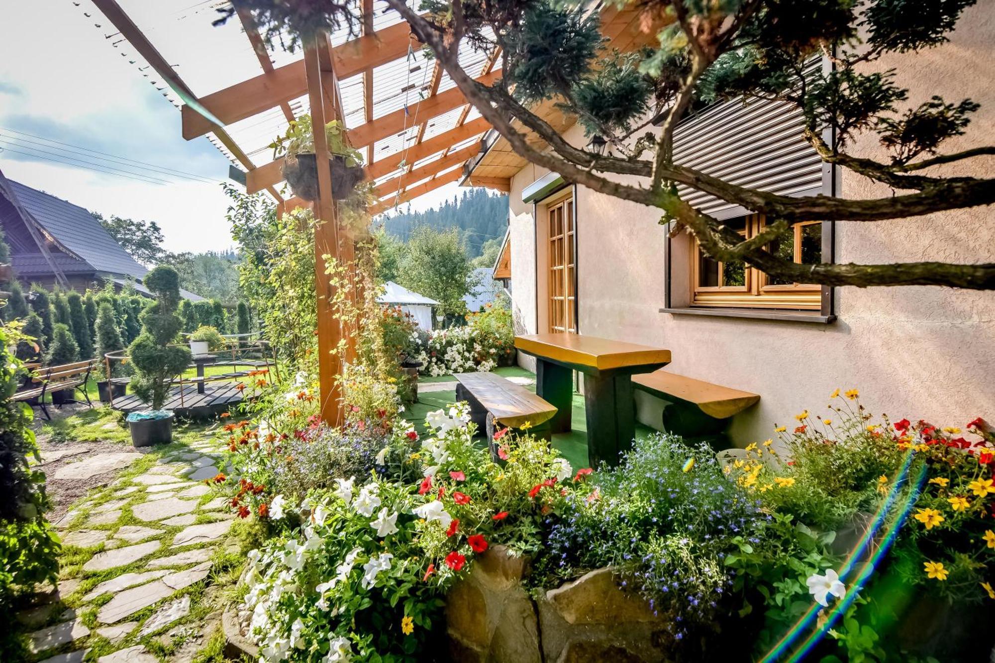 Ciukrowa Chatka Sauna & Jacuzzi ポロニン エクステリア 写真